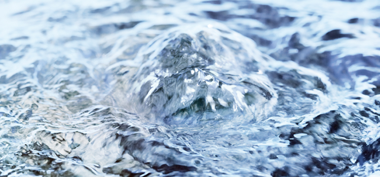 100% pure groundwater "Kirishima Fissure Water"